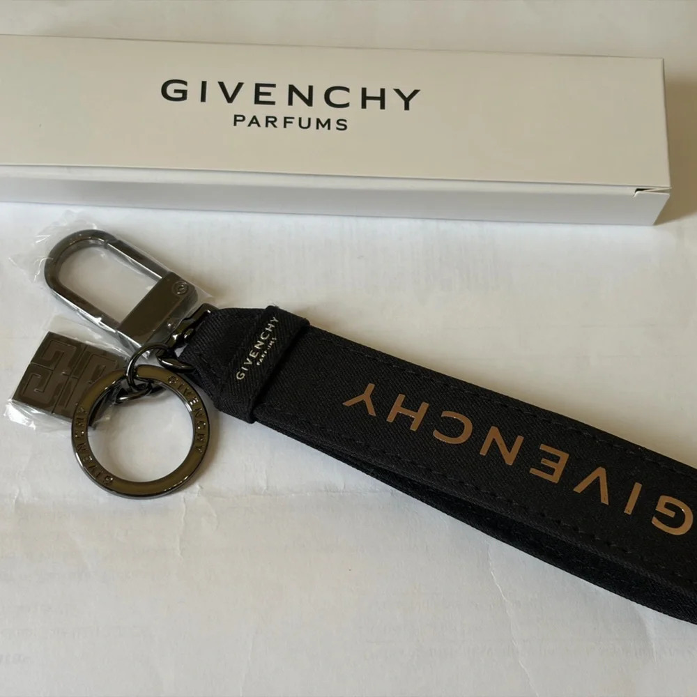 Givenchy elegant keychain